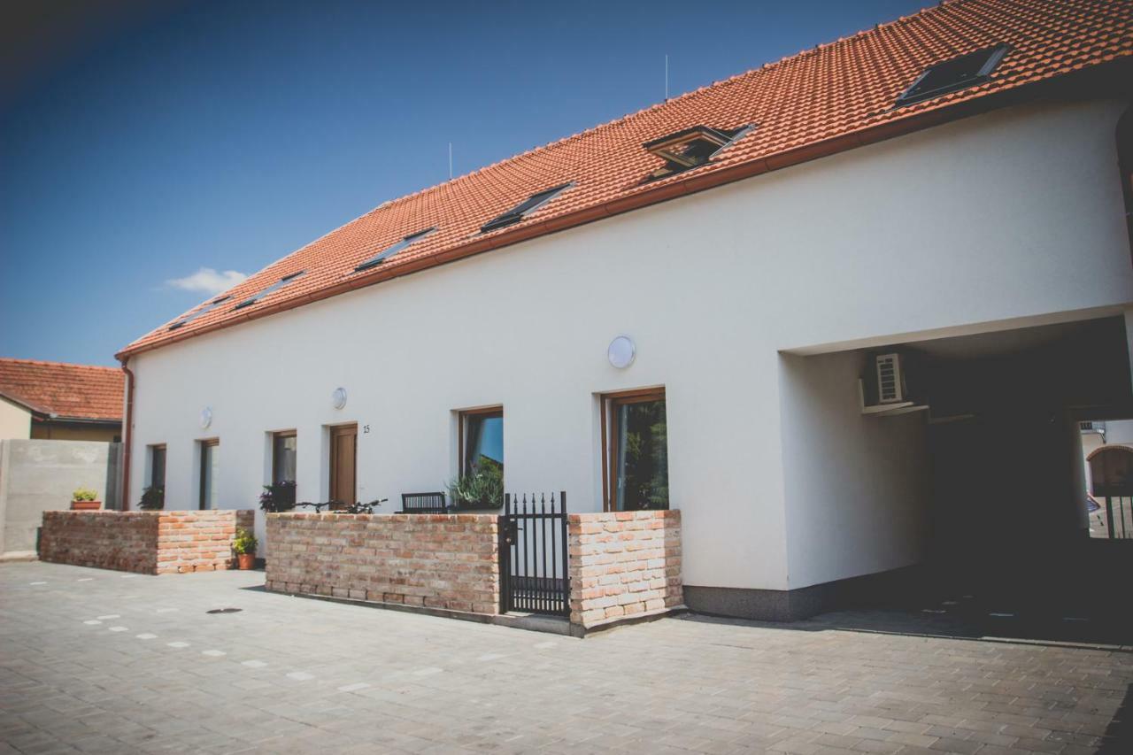 Apartman Rezidence Mikulov Exterior photo